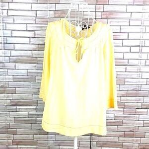 Eddie Bauer lightweight blouse Size M